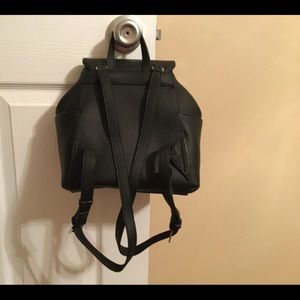 Guess back pack